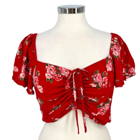 BOG Red Floral Crop Top Flutter Sleeves Ruched Front Size Large - Picture 1 of 10